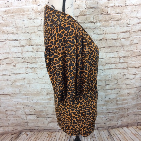 Nine West Cheetah Print Wrap Front Top Medium - Picture 5 of 7